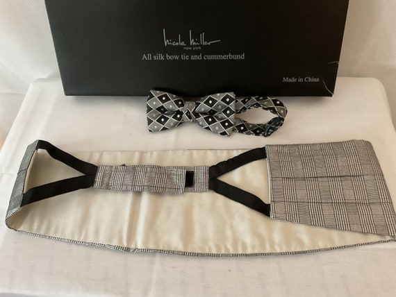 Nicole Miller Silk Bow Tie and Cummerbund - image 4