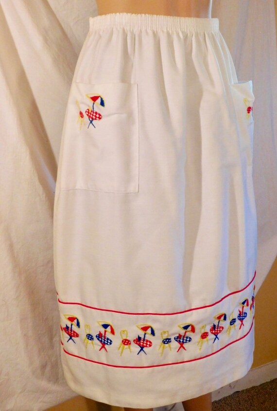 Vintage Border Print Skirt White Skirt Bistro Tab… - image 2