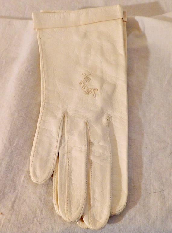 Vintage White Gloves Kid Gloves Driving Gloves Lad