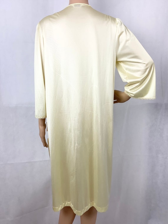 Vintage Vanity Fair Robe Buttery Yellow NOS Tags … - image 2