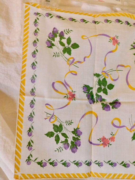 Vintage Handkerchief Ladies Linen Hankie Floral H… - image 5