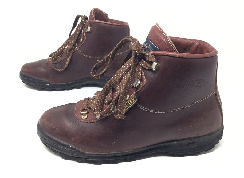 burgundy vasque boots