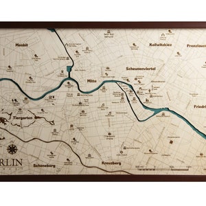 Berlin Berlin Karte 3D | 46 x 74 cm | 18 x 29 Zoll | Lasergeschnittene Karte aus Holz | www.geckoart.it