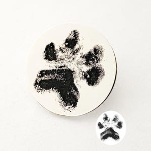 Dog Paw Print Lapel Pin, Actual Any Pet Paw Print Lapel Pin, Pet Footprint Lapel Pin, Cat Paw Lapel Pin, Dog Paw Lapel Pin,Pet Memorial Gift