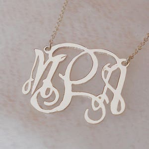 Monogram Necklace 1 Inch, Custom Initial Necklace,Initial Monogram Necklace, Vine Script Necklace,Nameplate Initial Necklace,Christmas Gift