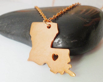 Louisiana State Necklace Rose Gold,LA State Necklace,Louisiana Charm State Necklace,LA State Pendant Jewelry,Louisiana Necklace With A Heart