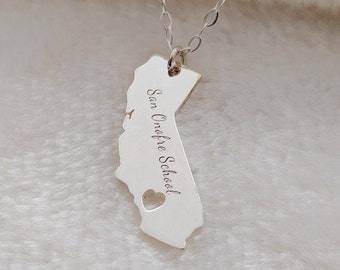Engraved California State Necklace,Any State Shaped Necklace Engraving,Custom CA State Engraved Wording Necklace, Best Gift for Her.