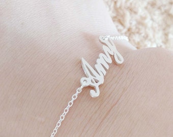 Benutzerdefinierte Name Armband, Silber irgendein Name Armband, zierliche Name Armband, Baby Name Armband, kleine Name Bettelarmband, Brautjungfern Geschenk