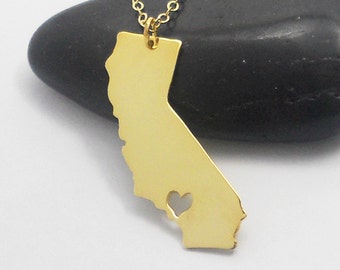 Gold California Charm Necklace,CA State Jewelry ,California State Shaped Pendant,California State Necklace With A Heart