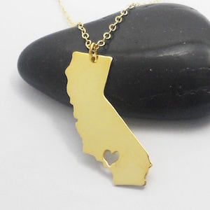 Gold California Charm Necklace,CA State Jewelry ,California State Shaped Pendant,California State Necklace With A Heart