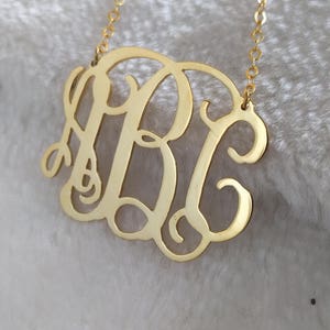 Gold Monogram Necklace, Custom Initial Necklace,Initial Monogram Necklace, Vine Script Necklace,Nameplate Initial Necklace,Christmas Gift