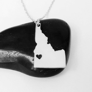 Silver Idaho State Necklace,ID State Shaped Necklace,Idaho State Charm Necklace,Idaho Necklace With A Heart