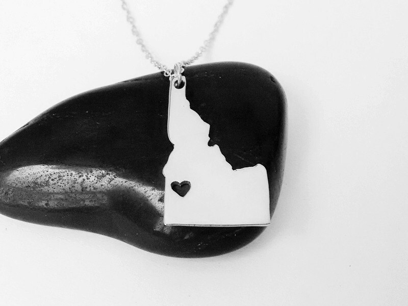 Silver Idaho State Necklace,ID State Shaped Necklace,Idaho State Charm Necklace,Idaho Necklace With A Heart