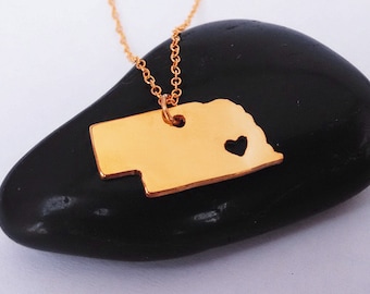 Rose Gold Nebraska State Necklace,Nebraska Charm Necklace, NE State Shaped Necklace,Nebraska Necklace With A Heart