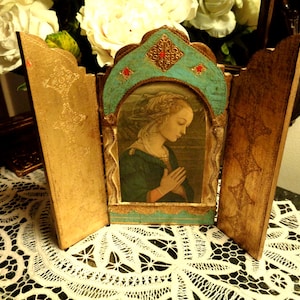 Vintage TRIPTYCH Gilt Wood "MADONNA" by Fra Filippo Lippi  Florence Italy  Religious Icon Plaque Colors are Gold & Blue* Made in Italy