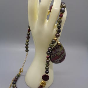 Vintage Jasper Stone Pendant Necklace with Accent Beads 18 inch with 6 inch extension
