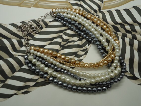 Vintage 6 Strand Faux Pearls in Cream, Champagne … - image 6