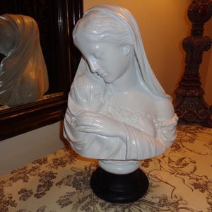 Marwal Statues Vintage - Etsy