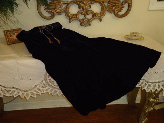 Vintage, Black Velvet Skirt Victor Costa, for Nie… - image 3