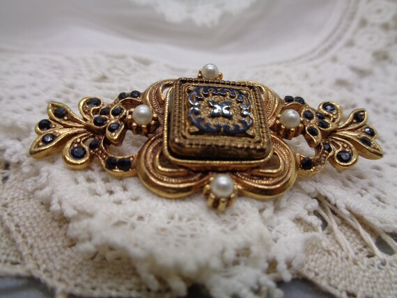Vintage Elegant VICTORIAN Style Glass and Pearl B… - image 2
