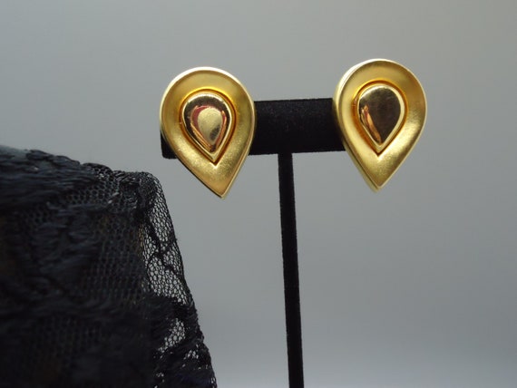 Vintage CLASSIC Earrings by  MAXINE DENKER Bold G… - image 5