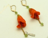 Orange glass Venice flowers and peridot earrings, handmade - made in Italy