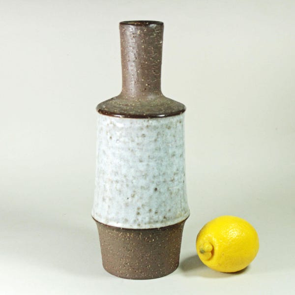 Helge Bjufstrøm for Michael Andersen Vase – Rare Signed Danish Modernist Chamotte Stoneware, Bornholm Pottery 1960s