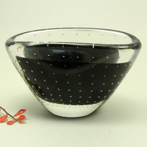 Vicke Lindstrand, Kosta. Sweden. Rare Art Glass Vase,