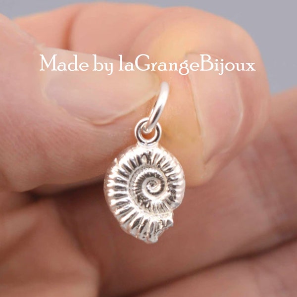 Ammonite fossil pendant or charm in solid 925 sterling silver, inspired by nature