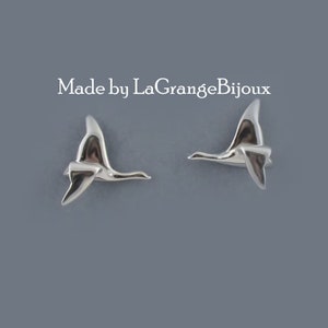 Geese in Flight - Stud or pole hand-made earrings in solid 925 Sterling silver inspired by nature