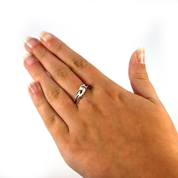 Square knot best sale ring
