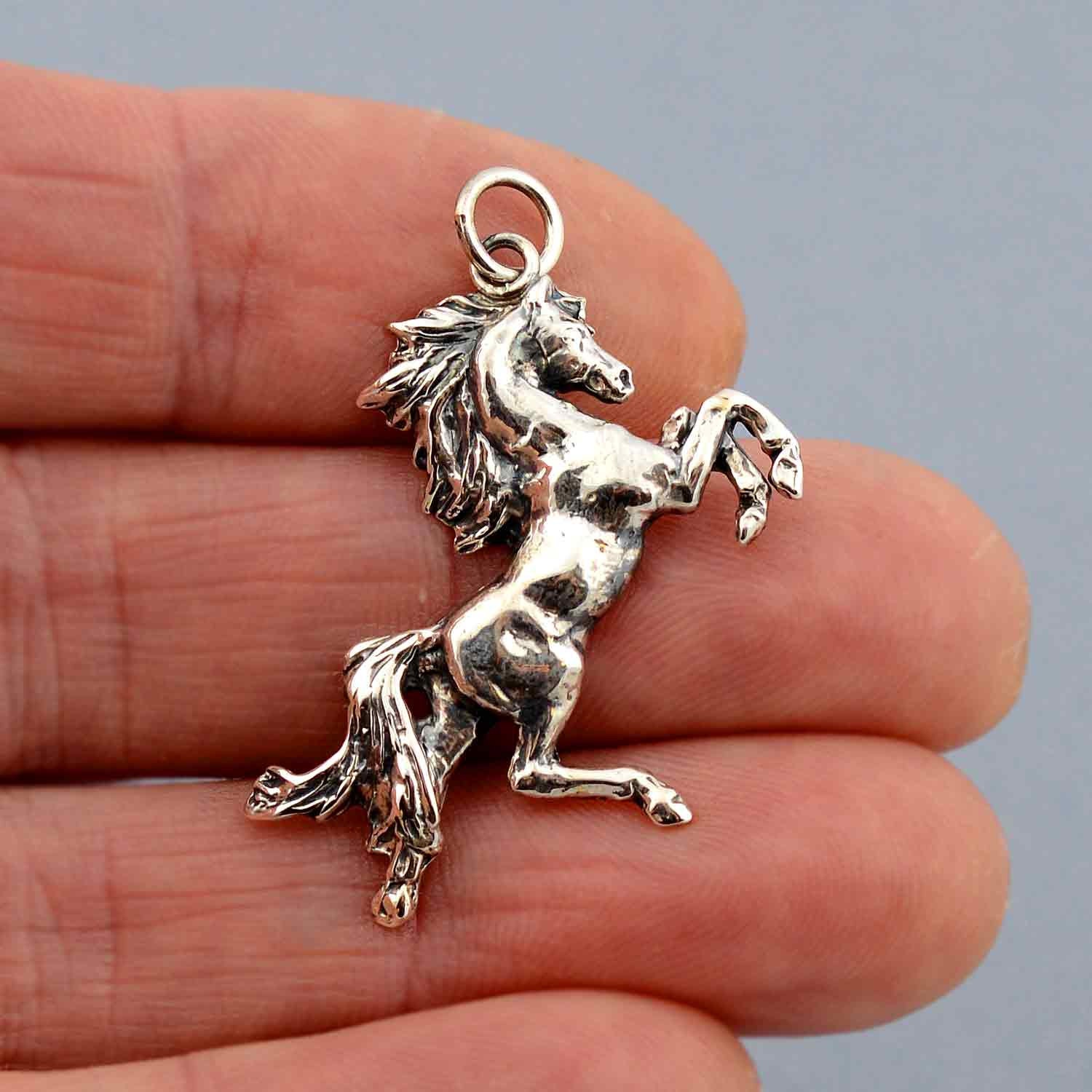 das Geschenk Anhänger perfekte Pferdeliebhaber für Aufzucht Sterling in Silber, 925 Pferd