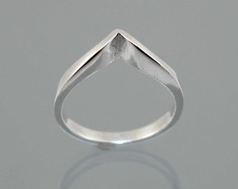 Wishbone ring made to your size in 925 Sterling Silver