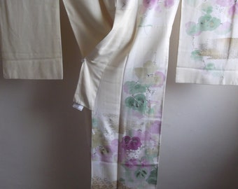 Lovely Vintage Japanese Silk Kimono with Beautiful Hand Painted Leaves and Flowers