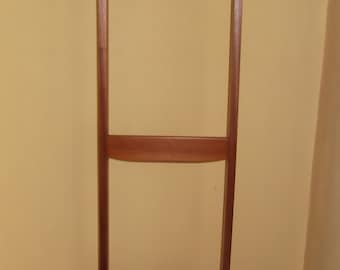Hand made Wood Japanesque Style Obi Stand, Mahogany