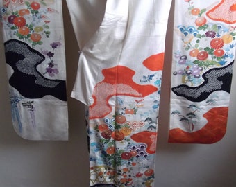 E Lovely Vintage Japanese Silk Furisode Kimono, Hand Tailored,
