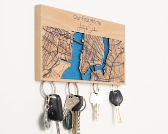 Wall Art Home Gift, Entryway Wall Organizer, Magnetic Key Holder Wooden Custom City Map Any Location, Apartment Gift for Family, Couple Gift
