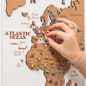 Korken Weltkarte Display Wanddekor Haus Kunst Geographie Lernen Wandkarte Reise Tracker Push Pins Erinnerung Stück handgefertigt Dekor 5th Jubiläum