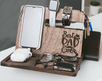 Nachttischhalter aus Holz Personalisierte Dockingstation Geschenkidee für Männer Smartphone-Ständer Nachttischhalter aus Holz Personalisierte Dockingstation Geschenkidee für Männer Smartphone-Ständer
