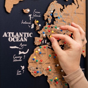 Weltkarte Wand Kunst, Home Decor, Kork Weltkarte, Reise Karte Pin, Einweihungsgeschenk, Pinnwand Dekor, Geburtstagsgeschenk