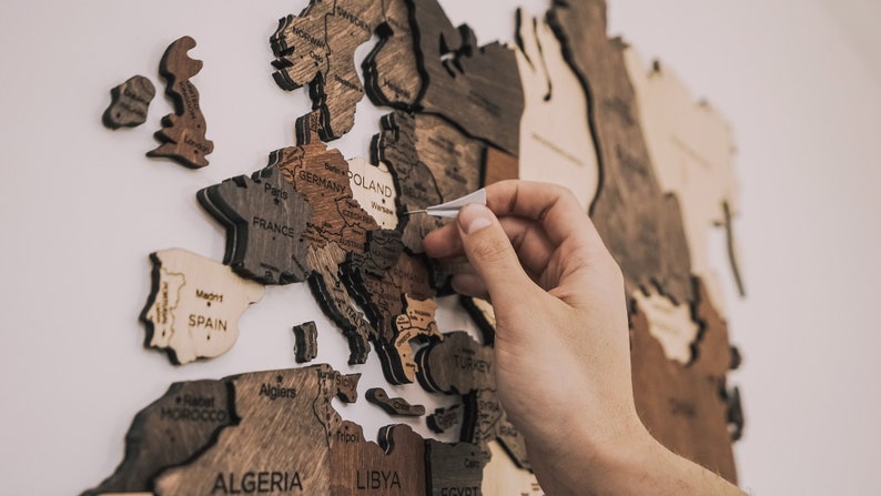 Wall Wooden Map of the World Map Travel Push Pin Map Rustic Home Wood Wall Art 5th Anniversary Gift for Husband Boyfriend Wall Art Decor