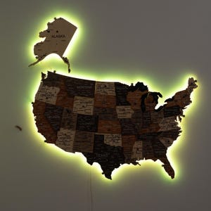 États-Unis en bois avec rétroéclairage LED, carte de voyage pour couples, famille, carte 3D avec punaises, idée cadeau d'anniversaire, cadeau de mariage, EnjoyTheWood