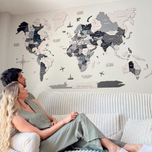 Art mural coloré, carte du monde, décoration en bois fantaisie, accessoires de maison pour le salon, épingle de carte du monde, cadeau d'anniversaire de voyageur