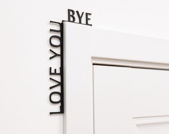 Placa de canto de madeira com frase inspiradora para porta ou corredor, ideal para decoração de casa, presente exclusivo para o Dia dos Namorados, perfeita para hall de entrada, quarto ou sala de estar.