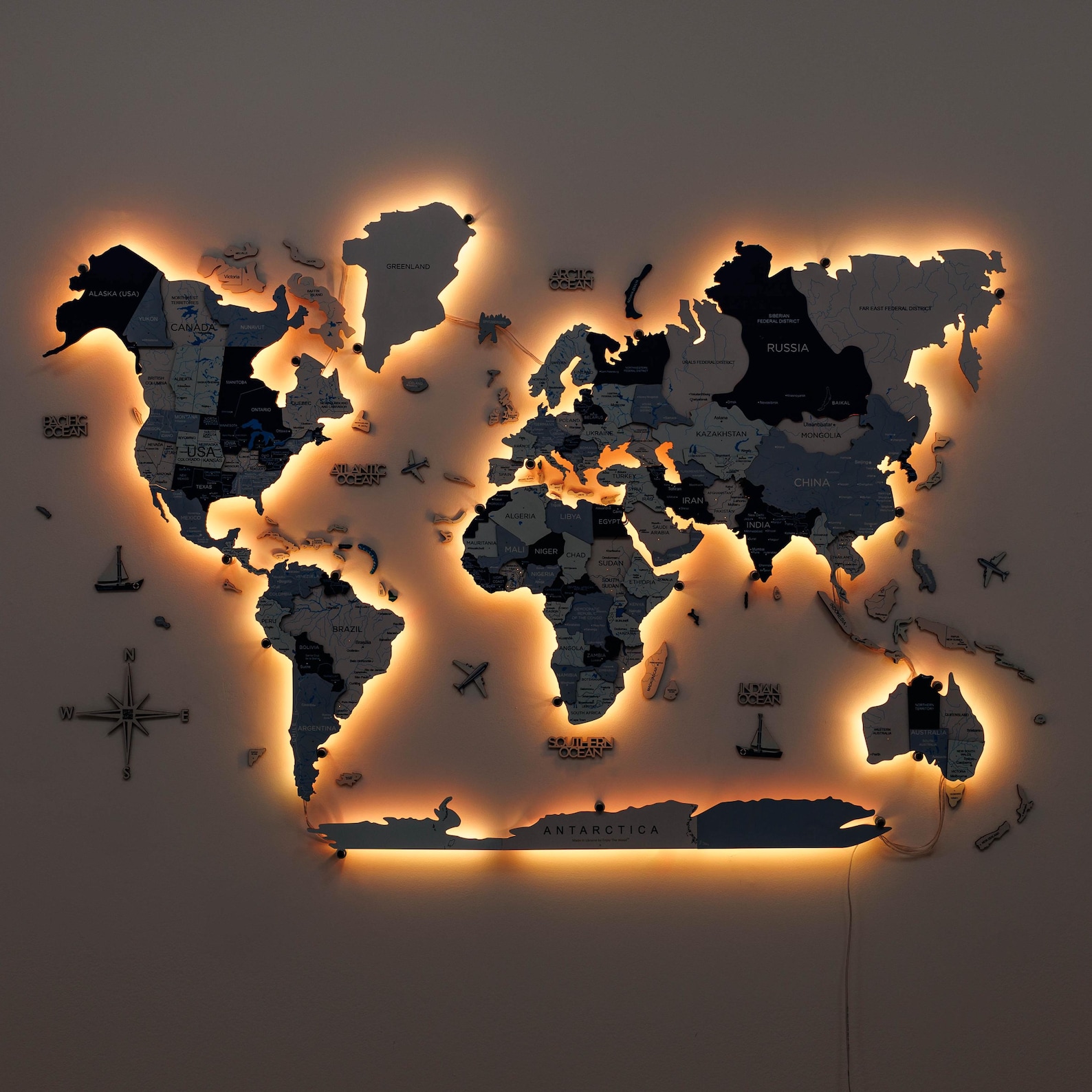 3D Wooden World Map With LED Backlight, Push Pin Traveling Map Tracker ...