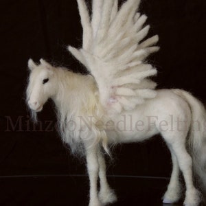 Needle Felted horse, winged horse, Pegasus figurine, needle felting animal, fantasy creature, angel horse, fairy tales