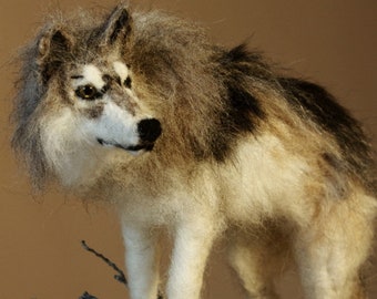 Needle felted Wolf, grey wolf totem animal sculpture, The Lonely, wolf decorative gift