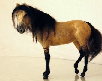 Needle felted horse, Konik, dun horse, wild horse sculpture, equine gift, equestrian decor, horses