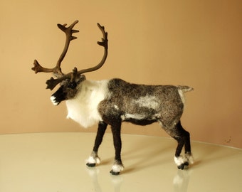 felted caribou Needle felted reindeer reindeer sculpture reindeer doll winter animal wool reindeer reindeer figurine Waldorf winter