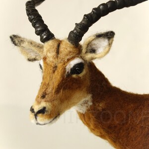 Needle felting impala, felt animal, antelope figurine, impala sculpture image 2